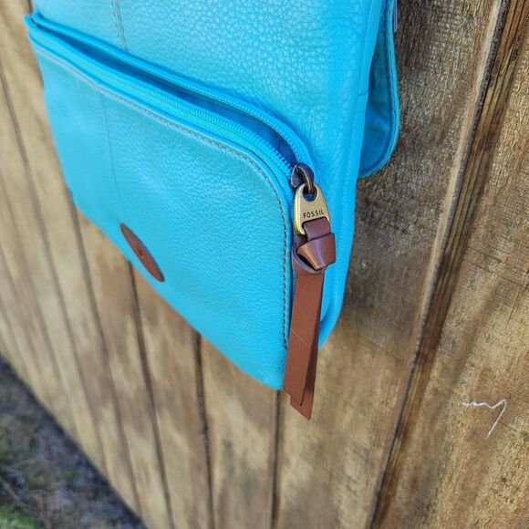 Fossil Morgan Traveler Crossbody Bag Turquoise Pebble Leather - Picture 6 of 16